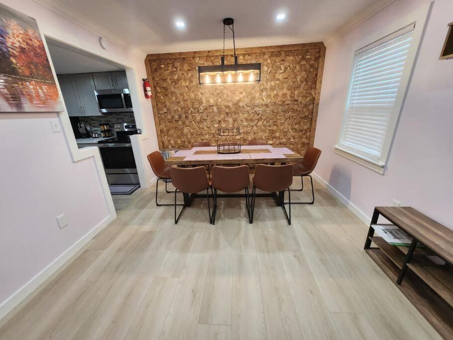 Modern Island Serenity!-Pet-Friendly Villa 希爾頓黑德島 外观 照片
